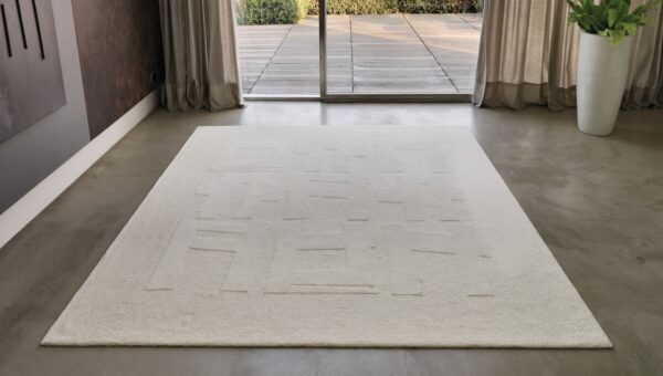 Gesto Controllato-Indoor Rugs - Image 3
